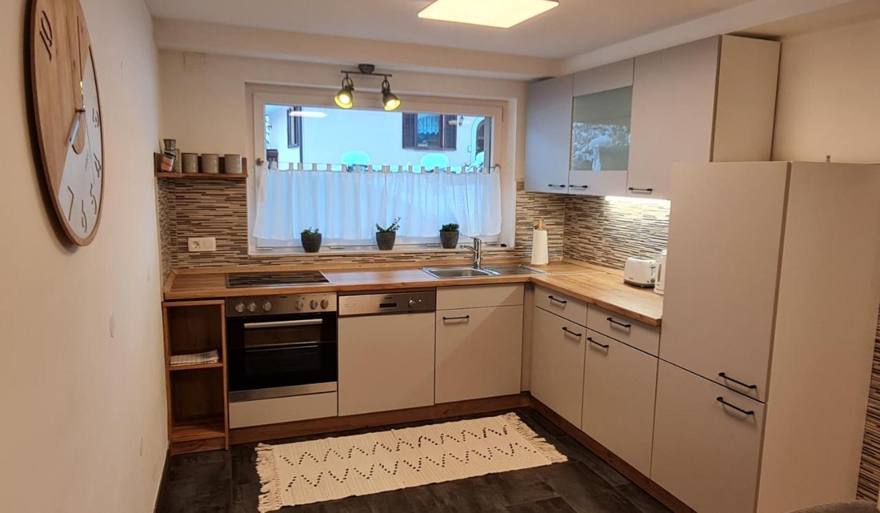 Alpski Skrat, Apartman