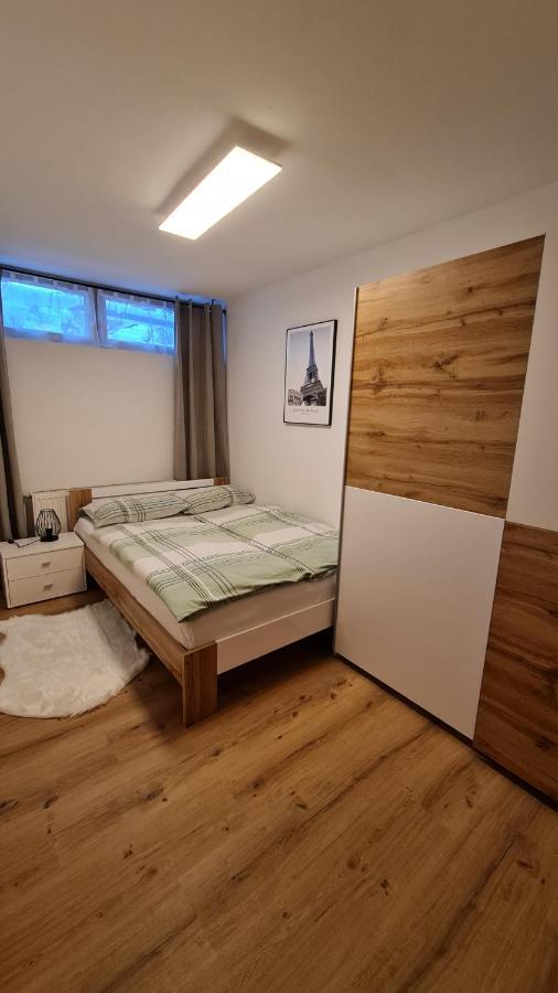 Alpski Skrat, Apartman