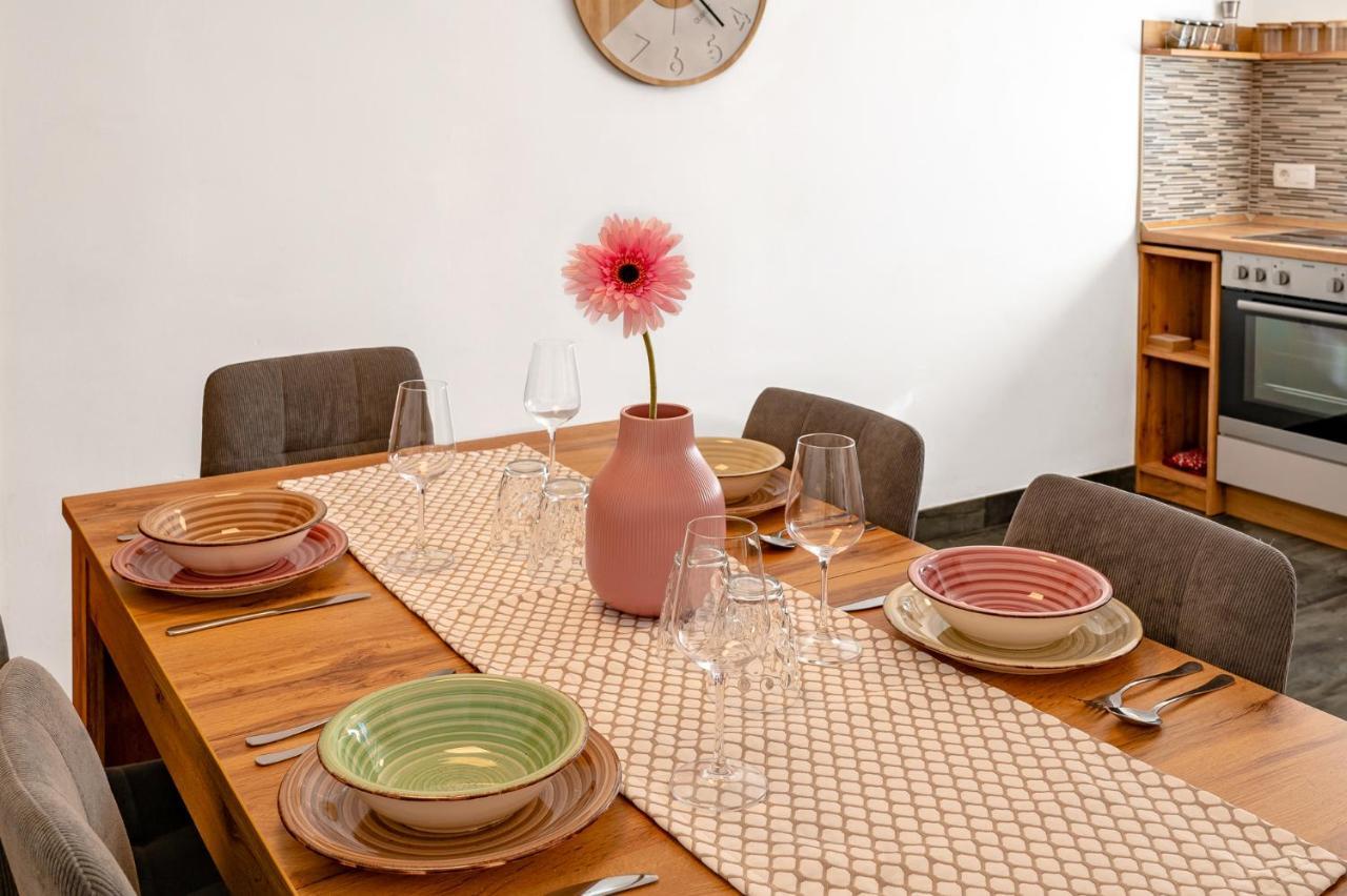 Apartman Alpski Skrat, *