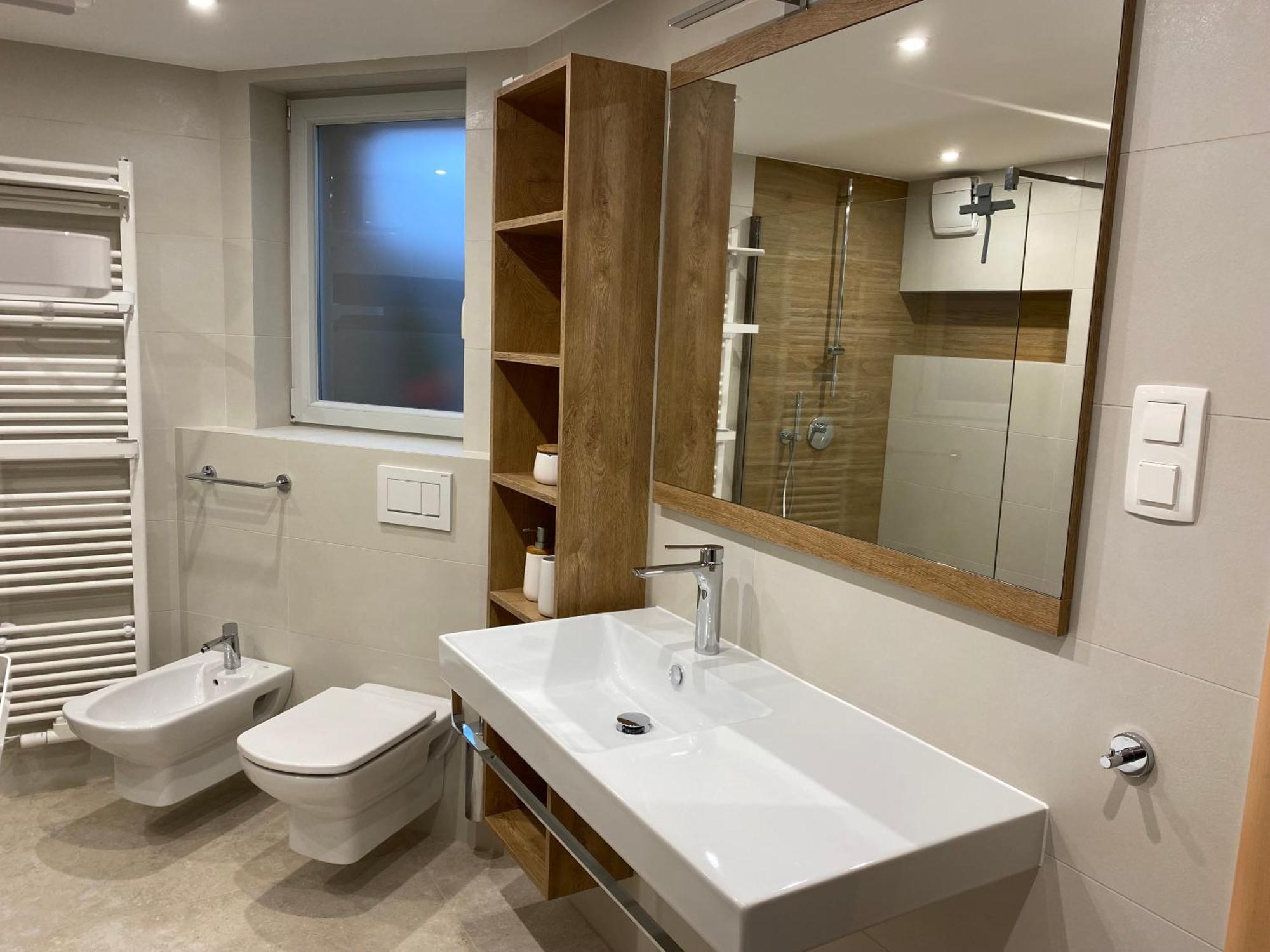 Alpski Skrat, Apartman